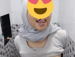 Cerita sex menikmati puncak gairah di warnet