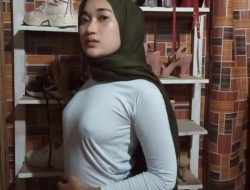 Cerita sex pelampiasan nafsu ibu kost yang kesepian